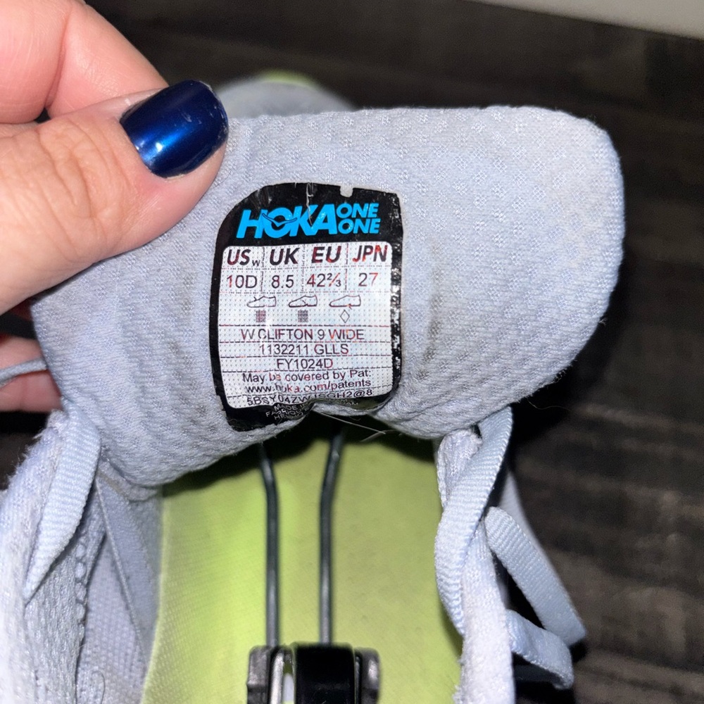 Hoka Women's Clifton 9 sneakers SZ Women's 10D WIDE - Picture 15 of 16